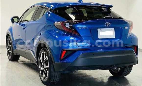 Acheter Occasion Voiture Toyota C-HR Bleu à Beitbridge, Matabeleland South Acheter Occasion Voiture Toyota C-HR Bleu à Beitbridge, Matabeleland South