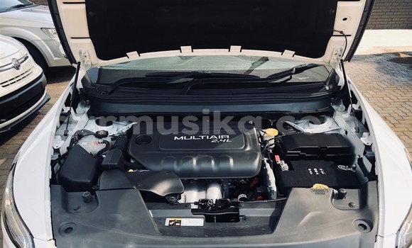 Acheter Occasion Voiture Jeep Cherokee Blanc à Beitbridge, Matabeleland South Acheter Occasion Voiture Jeep Cherokee Blanc à Beitbridge, Matabeleland South