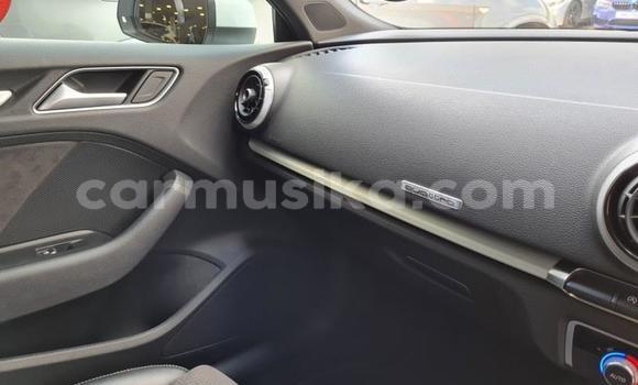 Acheter Occasion Voiture Audi RS3 Blanc à Beitbridge, Matabeleland South Acheter Occasion Voiture Audi RS3 Blanc à Beitbridge, Matabeleland South