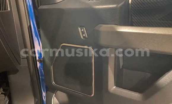 Nunua Ilio tumika Ford F–150 Bluu Gari ndani ya Beitbridge nchini Matabeleland Kusini Nunua Ilio tumika Ford F–150 Bluu Gari ndani ya Beitbridge nchini Matabeleland Kusini
