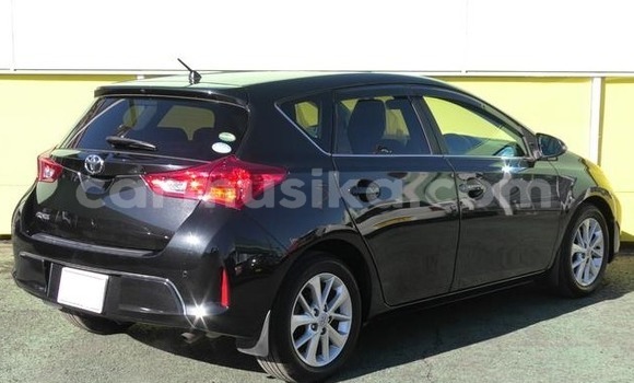 Nunua Ilio tumika Toyota Auris Nyeusi Gari ndani ya Beitbridge nchini Matabeleland Kusini Nunua Ilio tumika Toyota Auris Nyeusi Gari ndani ya Beitbridge nchini Matabeleland Kusini