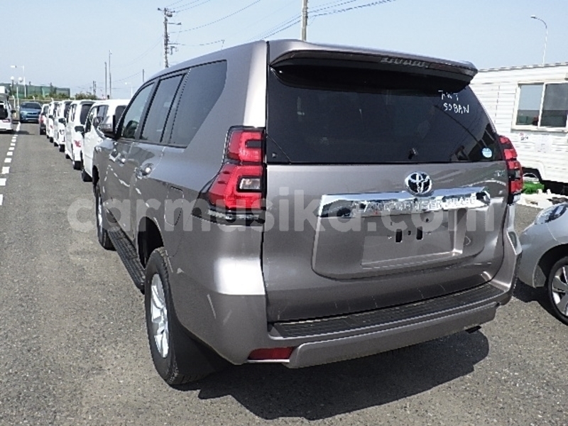 Big with watermark toyota land cruiser prado matabeleland south beitbridge 20353