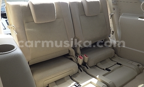 Nunua Ilio tumika Toyota Land Cruiser Prado Beige Gari ndani ya Beitbridge nchini Matabeleland Kusini Nunua Ilio tumika Toyota Land Cruiser Prado Beige Gari ndani ya Beitbridge nchini Matabeleland Kusini