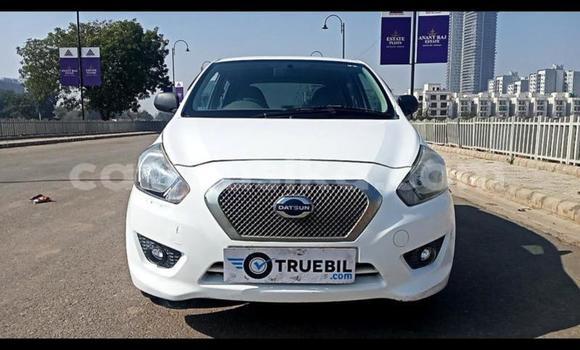 Acheter Occasion Voiture Datsun Sunny Blanc à Beitbridge, Matabeleland South