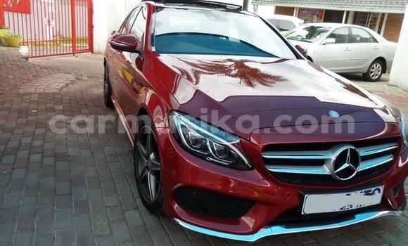 Buy Used Mercedes-Benz C180 coupe Red Car in Beitbridge in Matabeleland South