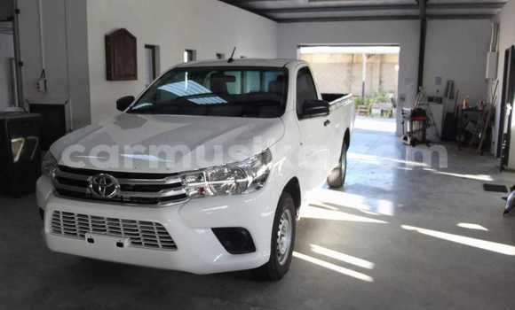 Acheter Occasion Voiture Toyota Hilux Blanc à Beitbridge, Matabeleland South Acheter Occasion Voiture Toyota Hilux Blanc à Beitbridge, Matabeleland South