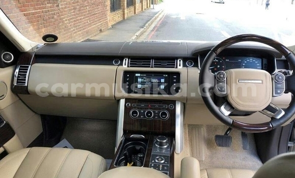 Acheter Occasion Voiture Land Rover Range Rover Vogue Gris à Beitbridge, Matabeleland South Acheter Occasion Voiture Land Rover Range Rover Vogue Gris à Beitbridge, Matabeleland South