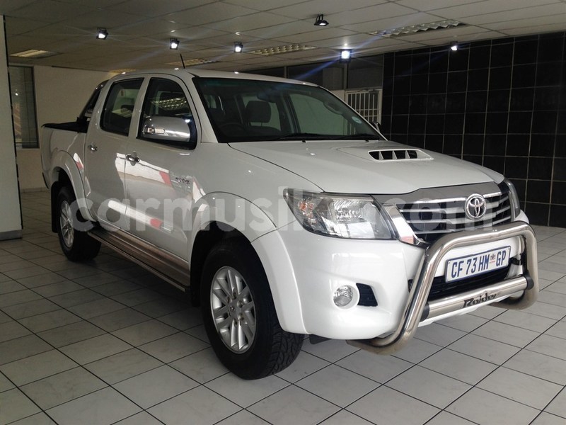 Big with watermark toyota hilux matabeleland south beitbridge 20367