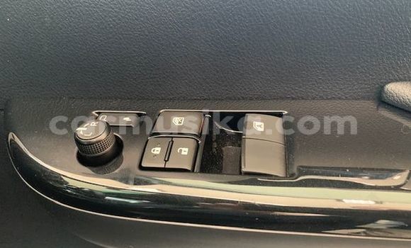 Buy Used Toyota Hilux White Car in Beitbridge in Matabeleland South Buy Used Toyota Hilux White Car in Beitbridge in Matabeleland South