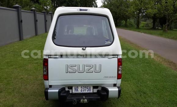 Buy Used Isuzu KB White Car in Beitbridge in Matabeleland South Buy Used Isuzu KB White Car in Beitbridge in Matabeleland South