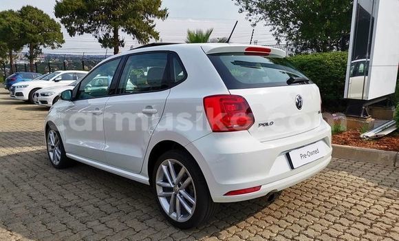 Buy Used Volkswagen Polo White Car in Beitbridge in Matabeleland South Buy Used Volkswagen Polo White Car in Beitbridge in Matabeleland South