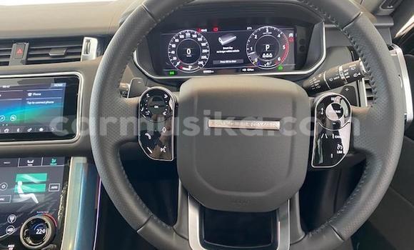 Buy Used Land Rover Range Rover Silver Car in Beitbridge in Matabeleland South Buy Used Land Rover Range Rover Silver Car in Beitbridge in Matabeleland South