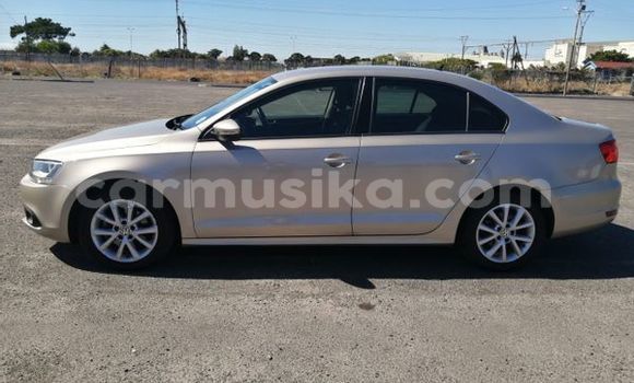 Buy Used Volkswagen Jetta Silver Car in Beitbridge in Matabeleland South Buy Used Volkswagen Jetta Silver Car in Beitbridge in Matabeleland South