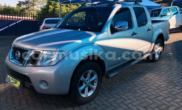 Buy Used Nissan Navara Silver Car in Beitbridge in Matabeleland South