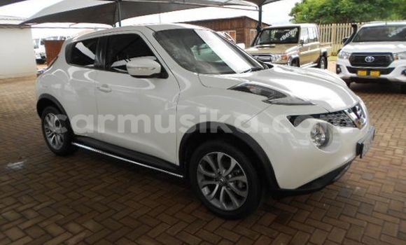 Buy Used Nissan Juke White Car in Beitbridge in Matabeleland South