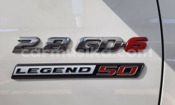 Buy Used Toyota Hilux White Car in Beitbridge in Matabeleland South Buy Used Toyota Hilux White Car in Beitbridge in Matabeleland South