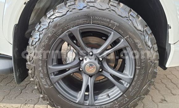 Buy Used Toyota Hilux White Car in Beitbridge in Matabeleland South Buy Used Toyota Hilux White Car in Beitbridge in Matabeleland South