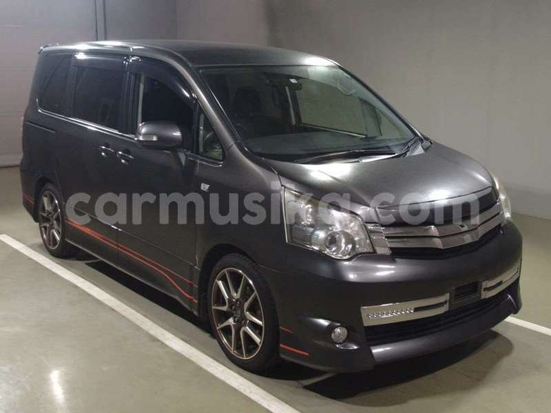 Big with watermark toyota noah matabeleland south beitbridge 20394