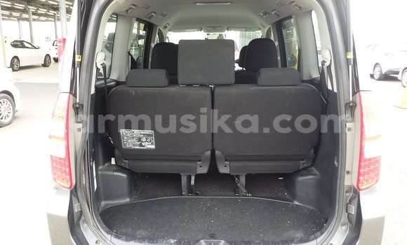 Acheter Occasion Voiture Toyota Noah Beige à Beitbridge, Matabeleland South Acheter Occasion Voiture Toyota Noah Beige à Beitbridge, Matabeleland South