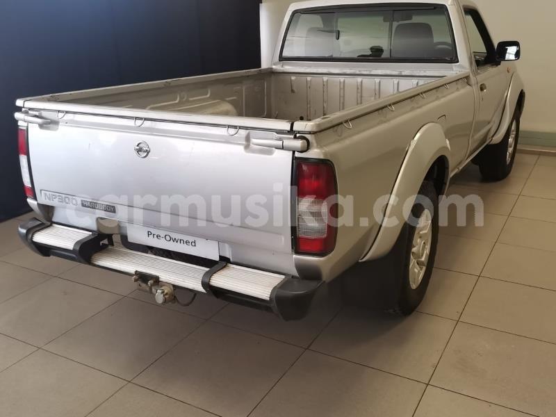 Big with watermark nissan np 300 matabeleland south beitbridge 20395