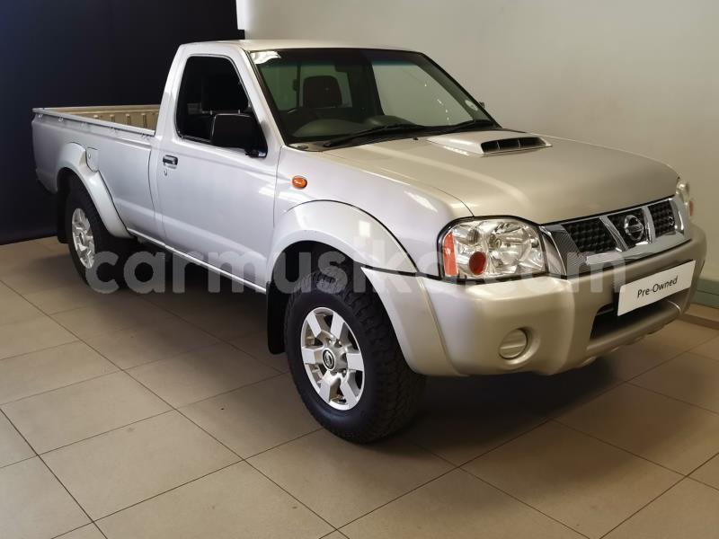 Big with watermark nissan np 300 matabeleland south beitbridge 20395