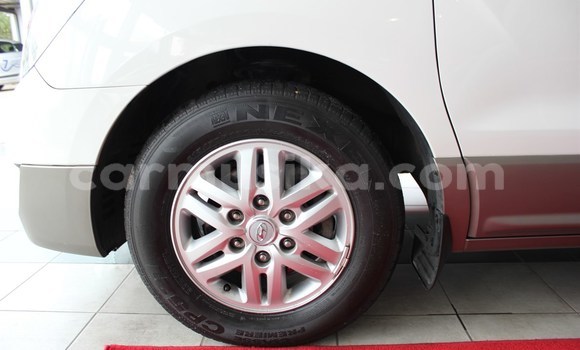 Acheter Occasion Voiture Hyundai H1 Blanc à Beitbridge, Matabeleland South Acheter Occasion Voiture Hyundai H1 Blanc à Beitbridge, Matabeleland South