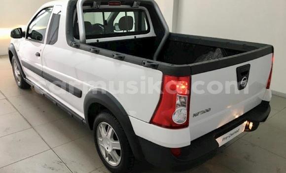 Acheter Occasion Voiture Nissan Pickup Blanc à Beitbridge, Matabeleland South Acheter Occasion Voiture Nissan Pickup Blanc à Beitbridge, Matabeleland South