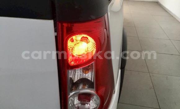 Acheter Occasion Voiture Nissan Pickup Blanc à Beitbridge, Matabeleland South Acheter Occasion Voiture Nissan Pickup Blanc à Beitbridge, Matabeleland South