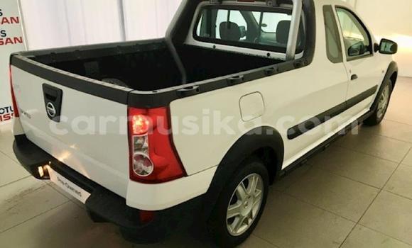 Acheter Occasion Voiture Nissan Pickup Blanc à Beitbridge, Matabeleland South Acheter Occasion Voiture Nissan Pickup Blanc à Beitbridge, Matabeleland South