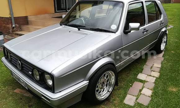 Buy Used Volkswagen Golf Silver Car in Beitbridge in Matabeleland South