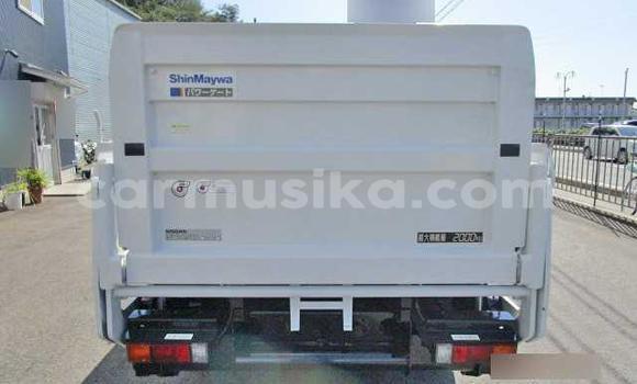 Tenga Tsaru Nissan UD Chena Rori in Beitbridge in Matabeleland South Tenga Tsaru Nissan UD Chena Rori in Beitbridge in Matabeleland South