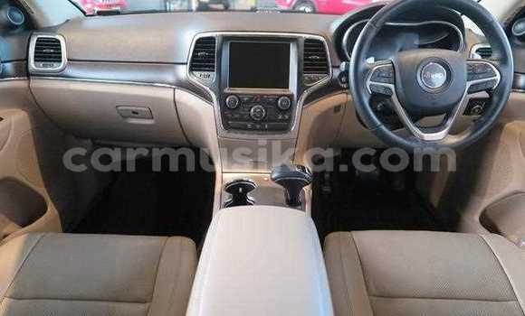 Acheter Occasion Voiture Jeep Grand Cherokee Beige à Beitbridge, Matabeleland South Acheter Occasion Voiture Jeep Grand Cherokee Beige à Beitbridge, Matabeleland South