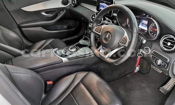 Tenga Tsaru Mercedes-Benz E-Classe Chena Mota in Beitbridge in Matabeleland South Tenga Tsaru Mercedes-Benz E-Classe Chena Mota in Beitbridge in Matabeleland South