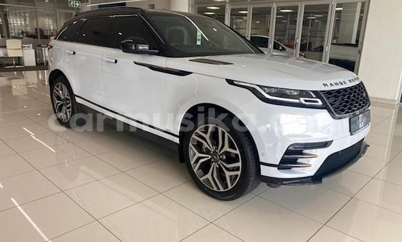 Tenga Tsaru Land Rover Range Rover Chena Mota in Bindura in Mashonaland yePakati Tenga Tsaru Land Rover Range Rover Chena Mota in Bindura in Mashonaland yePakati