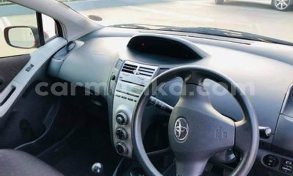 Tenga Tsaru Toyota Yaris Tsvuku Mota in Beitbridge in Matabeleland South Tenga Tsaru Toyota Yaris Tsvuku Mota in Beitbridge in Matabeleland South