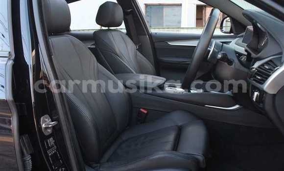 Nunua Ilio tumika BMW X6 Nyeusi Gari ndani ya Beitbridge nchini Matabeleland Kusini Nunua Ilio tumika BMW X6 Nyeusi Gari ndani ya Beitbridge nchini Matabeleland Kusini