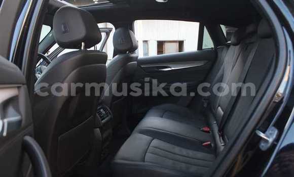 Nunua Ilio tumika BMW X6 Nyeusi Gari ndani ya Beitbridge nchini Matabeleland Kusini Nunua Ilio tumika BMW X6 Nyeusi Gari ndani ya Beitbridge nchini Matabeleland Kusini