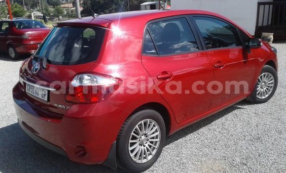Buy Used Toyota Auris Red Car in Beitbridge in Matabeleland South Buy Used Toyota Auris Red Car in Beitbridge in Matabeleland South
