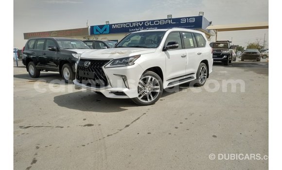 Acheter Import Voiture Lexus LX Blanc à Import - Dubai, Harare Acheter Import Voiture Lexus LX Blanc à Import - Dubai, Harare