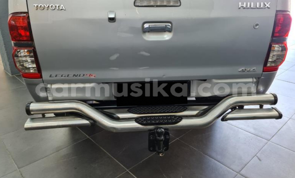 Nunua Ilio tumika Toyota Hilux Fedha Gari ndani ya Beitbridge nchini Matabeleland Kusini Nunua Ilio tumika Toyota Hilux Fedha Gari ndani ya Beitbridge nchini Matabeleland Kusini