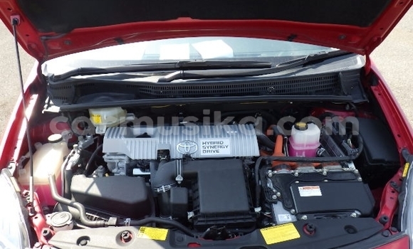 Acheter Occasion Voiture Toyota Prius Rouge à Beitbridge, Matabeleland South Acheter Occasion Voiture Toyota Prius Rouge à Beitbridge, Matabeleland South