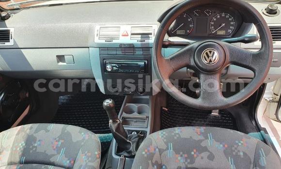 Nunua Ilio tumika Volkswagen Golf Nyeupe Gari ndani ya Beitbridge nchini Matabeleland Kusini Nunua Ilio tumika Volkswagen Golf Nyeupe Gari ndani ya Beitbridge nchini Matabeleland Kusini