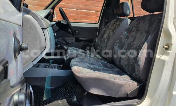 Nunua Ilio tumika Volkswagen Golf Nyeupe Gari ndani ya Beitbridge nchini Matabeleland Kusini Nunua Ilio tumika Volkswagen Golf Nyeupe Gari ndani ya Beitbridge nchini Matabeleland Kusini