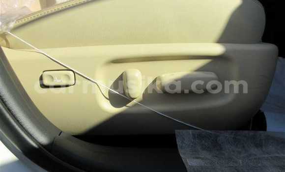 Acheter Occasion Voiture Toyota Allion Blanc à Beitbridge, Matabeleland South Acheter Occasion Voiture Toyota Allion Blanc à Beitbridge, Matabeleland South