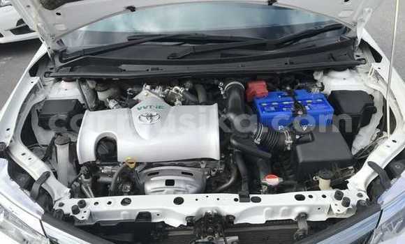 Buy Used Toyota Axio White Car in Beitbridge in Matabeleland South Buy Used Toyota Axio White Car in Beitbridge in Matabeleland South