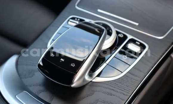 Acheter Occasion Voiture Mercedes-Benz C-Classe Noir à Beitbridge, Matabeleland South Acheter Occasion Voiture Mercedes-Benz C-Classe Noir à Beitbridge, Matabeleland South