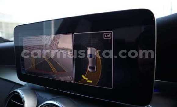 Acheter Occasion Voiture Mercedes-Benz C-Classe Noir à Beitbridge, Matabeleland South Acheter Occasion Voiture Mercedes-Benz C-Classe Noir à Beitbridge, Matabeleland South