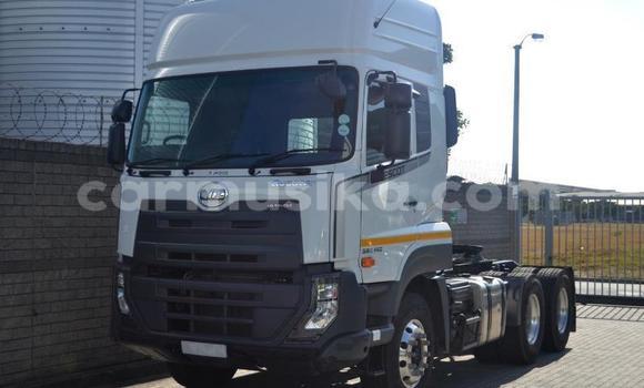 Acheter Occasion Utilitaire Nissan UD Blanc à Beitbridge, Matabeleland South Acheter Occasion Utilitaire Nissan UD Blanc à Beitbridge, Matabeleland South