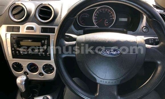 Acheter Occasion Voiture Hyundai i20 Bleu à Beitbridge, Matabeleland South Acheter Occasion Voiture Hyundai i20 Bleu à Beitbridge, Matabeleland South