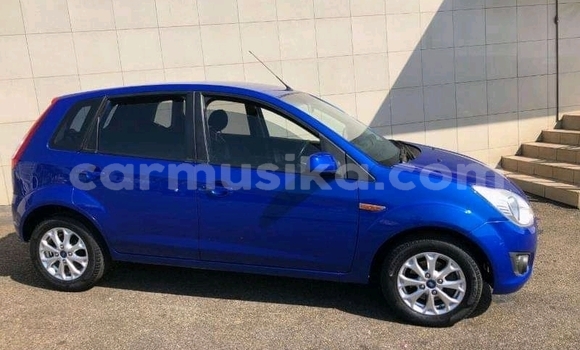 Acheter Occasion Voiture Hyundai i20 Bleu à Beitbridge, Matabeleland South Acheter Occasion Voiture Hyundai i20 Bleu à Beitbridge, Matabeleland South